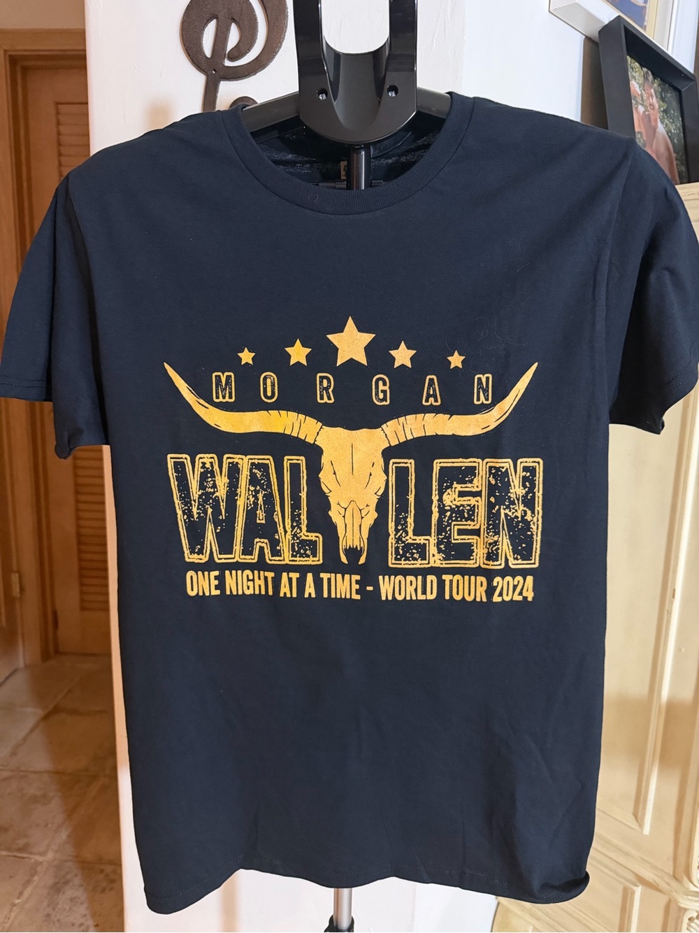 NWOT Morgan Wallen Fruit of the Loom Black T-Shirt with Yellow Tour Graphic